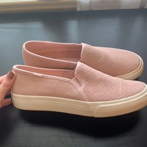 Pink keds